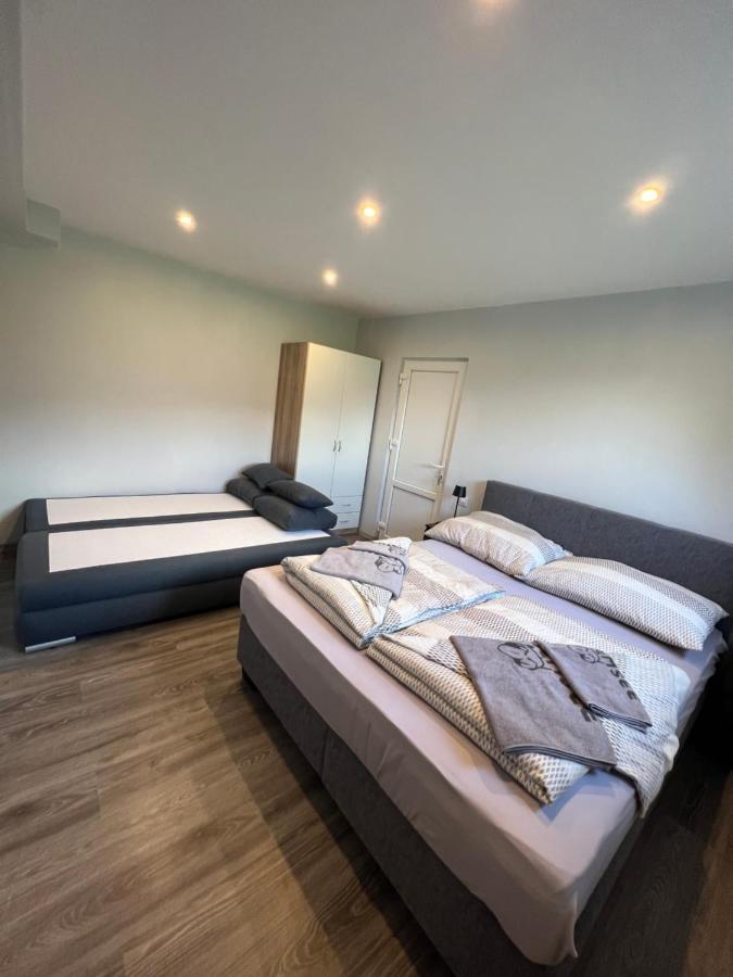Fresh Apartments Осиах Екстериор снимка